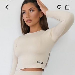 Seamless Nude Active LongSleece Crop Top